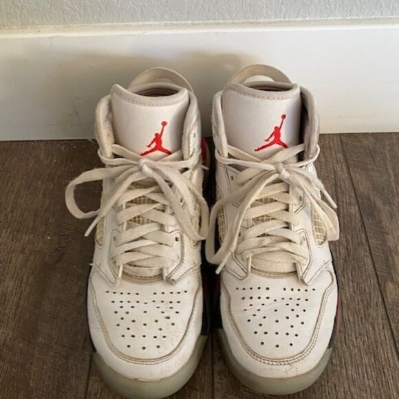 AIR JORDAN Mars 270 White Fire Red Basketball Shoes Sneakers Youth 5 - Picture 10 of 15